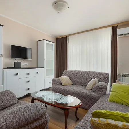 Family House Veli Joze Holiday home *